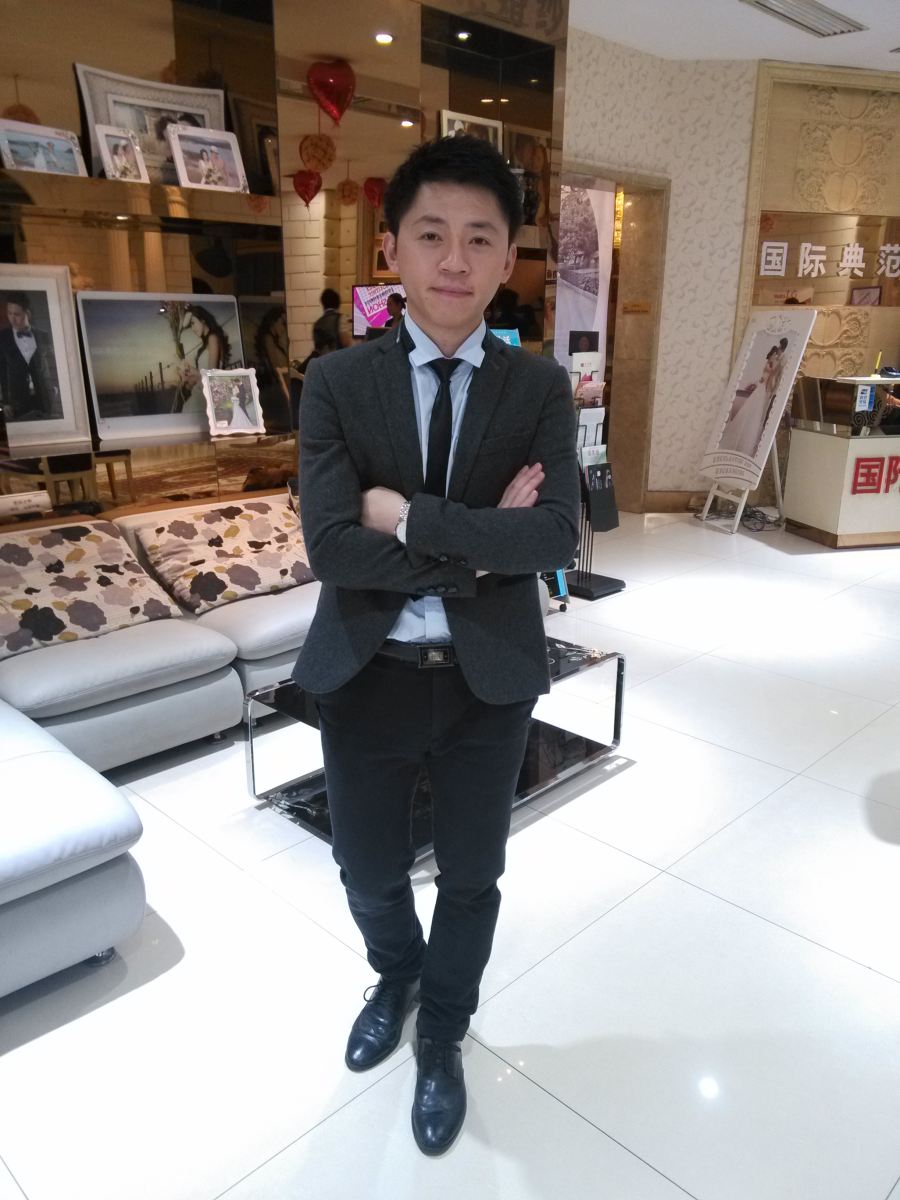 胡江辉.jpg