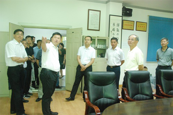 母校热点36.jpg