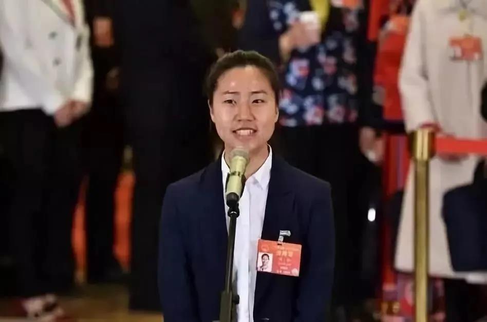 “华交”校友荣获“中国青年五四奖章”